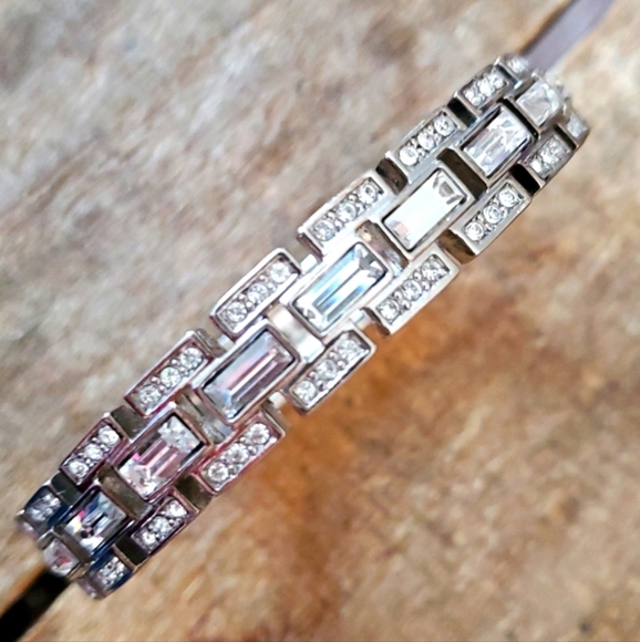 Authentic Givenchy Crystal Bracelet - Picture 4 of 8